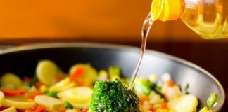 Bé bao nhiêu tuổi có thể ăn dầu? Cách sử dụng dầu ăn cho bé theo tuổi?