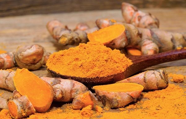 Nghệ tươi đắp mặt có tác dụng gì? Nghệ tươi là một nguyên liệu làm đẹp dễ kiếm, phổ biến nhất hiện nay