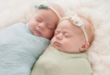 Khi nào ngừng quấn tã cho trẻ sơ sinh? Quấn tã có nhiều tác dụng cho sức khỏe của trẻ