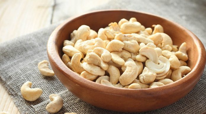 Ăn hạt điều có tốt không? Lợi ích của hạt điều với sức khỏe Hạt điều là món ăn vặt được nhiều người yêu thích